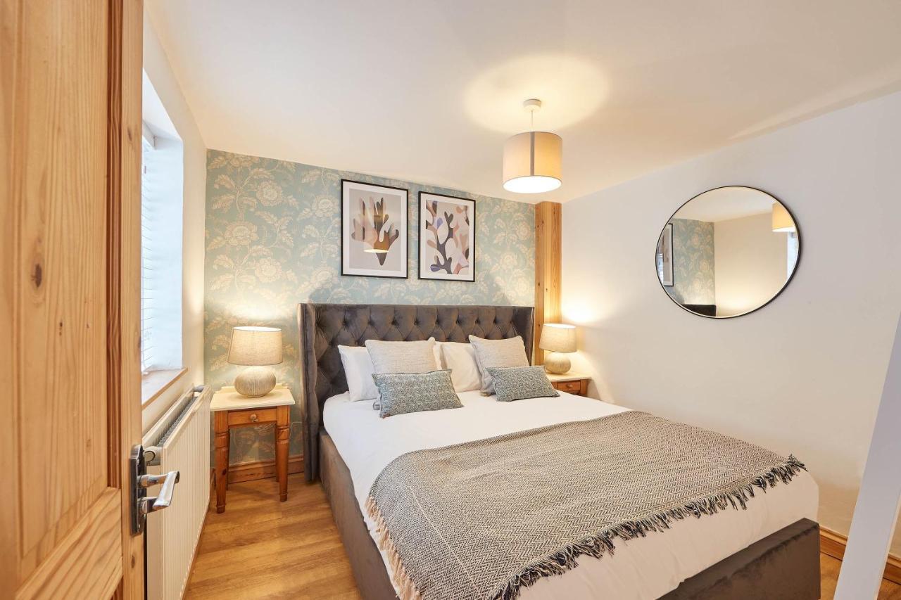Holiday home Host & - Little Treasure Whitby